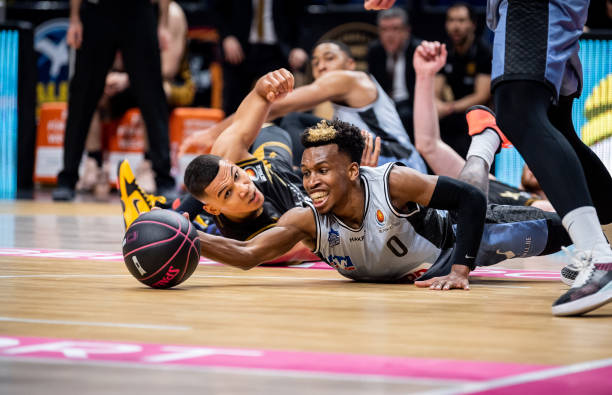 伤高挂免战 伤高挂免战